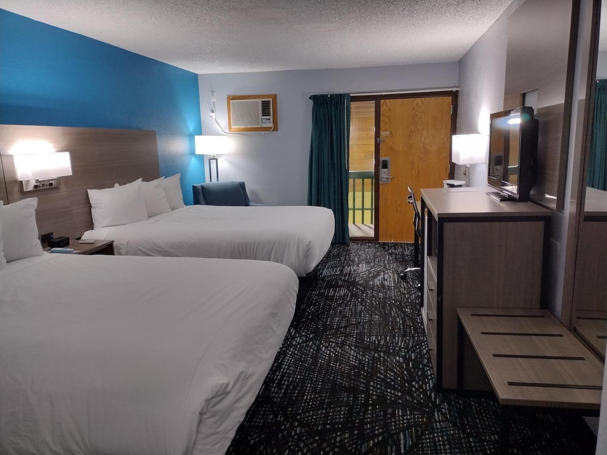 Hotel Baymont By Wyndham Proctor Duluth Exterior foto