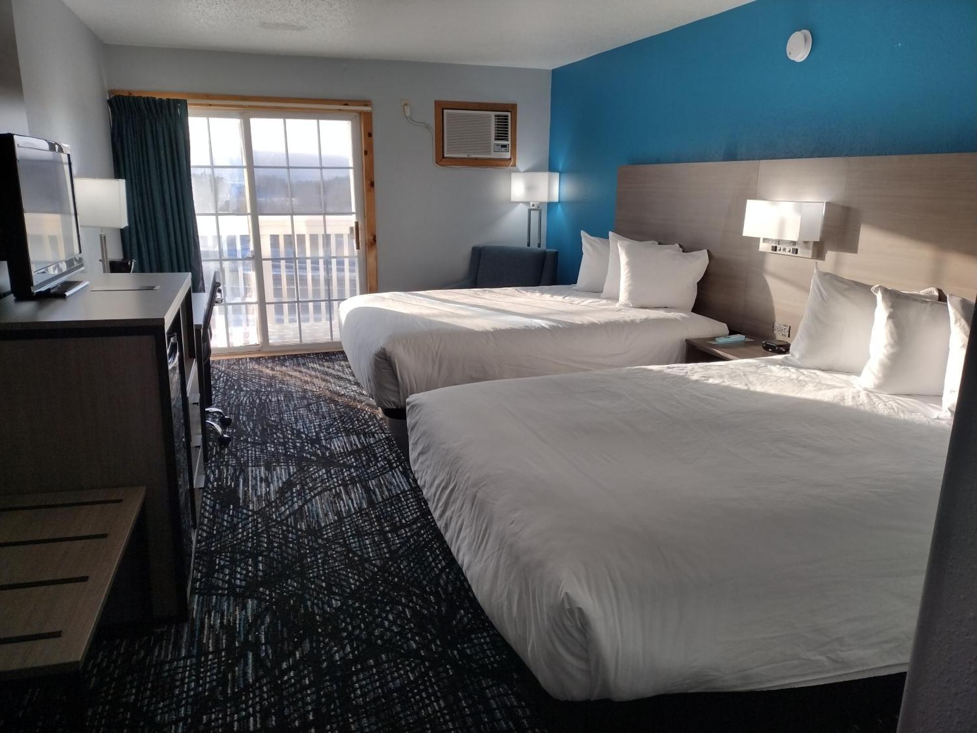 Hotel Baymont By Wyndham Proctor Duluth Exterior foto